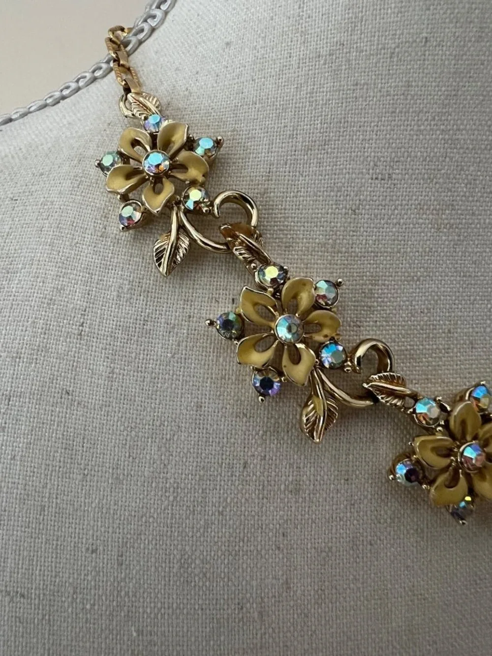 Rare Vintage Star Floral Link Choker, Yellow Enamel Flowers, AB Rhinestones, 17